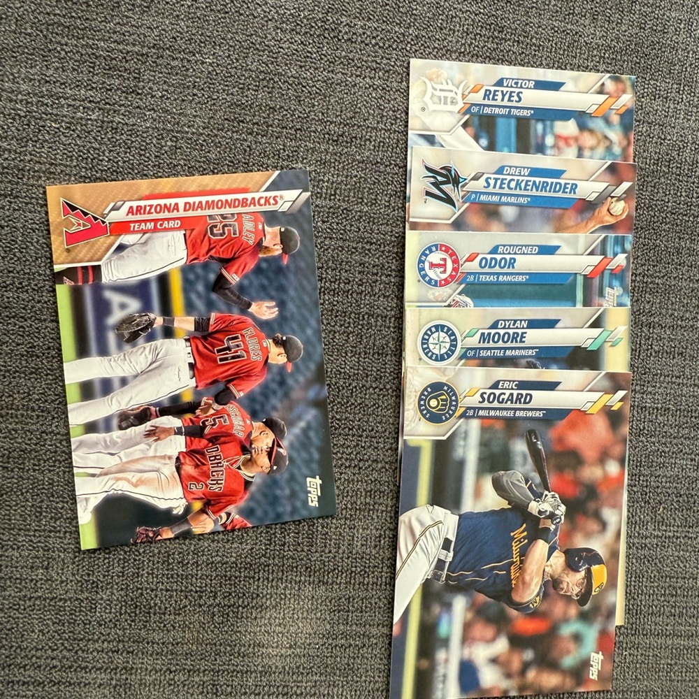 Assorted Baseball Trading Cards MLB - Picture 9 of 15